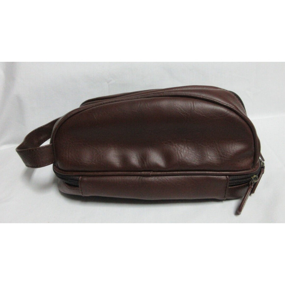 Penguin by Munsingwear Toiletries Travel Bag in Faux Leather Brown Side Handle - Picture 3 of 6